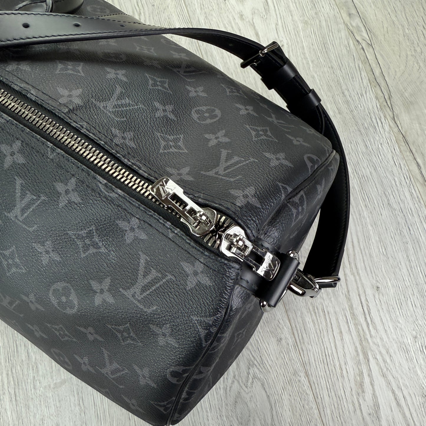 Louis Vuitton Men’s Black Monogram Keepal Bag - 55