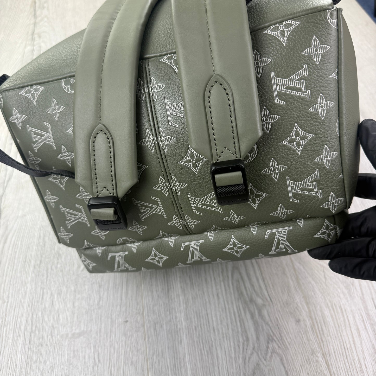 Louis Vuitton Men’s Olive / Khaki Discovery PM Backpack