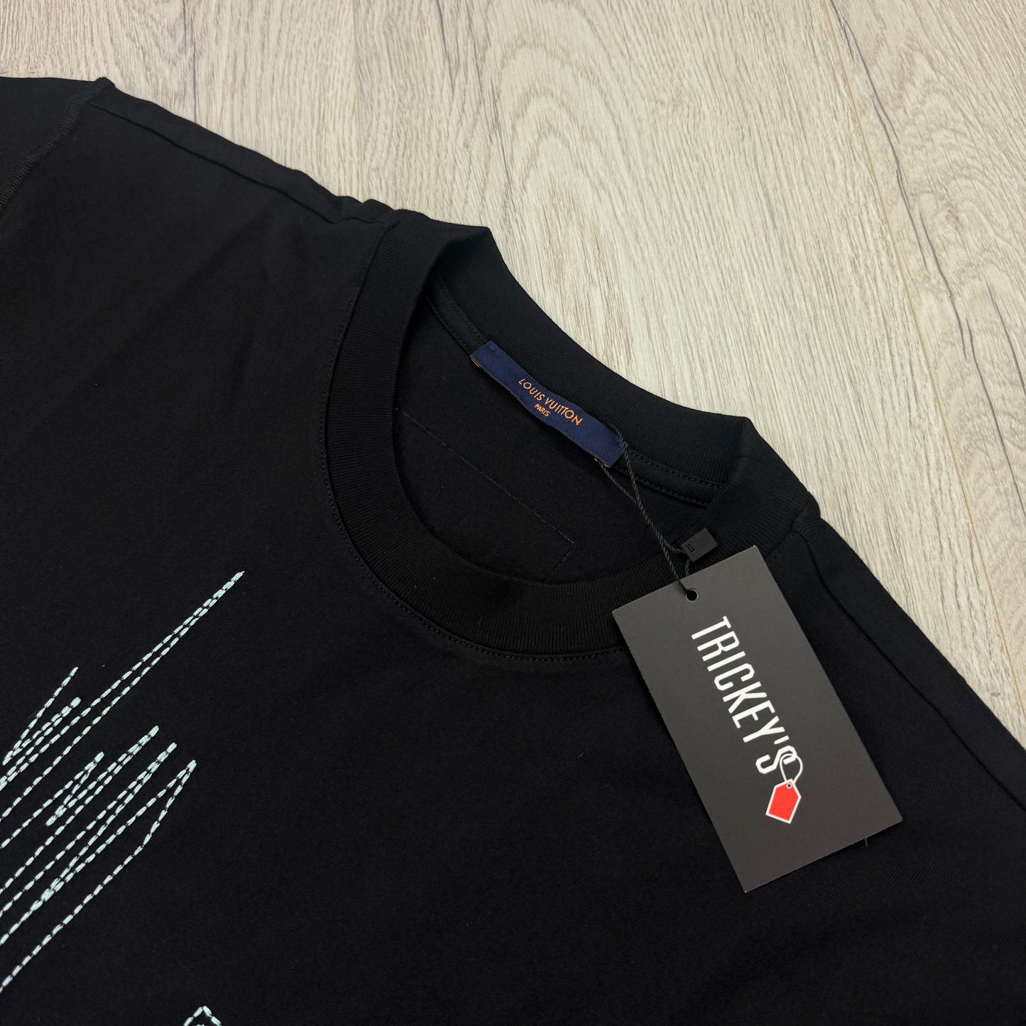 Louis Vuitton Men’s Black Frequency T-shirt - Small