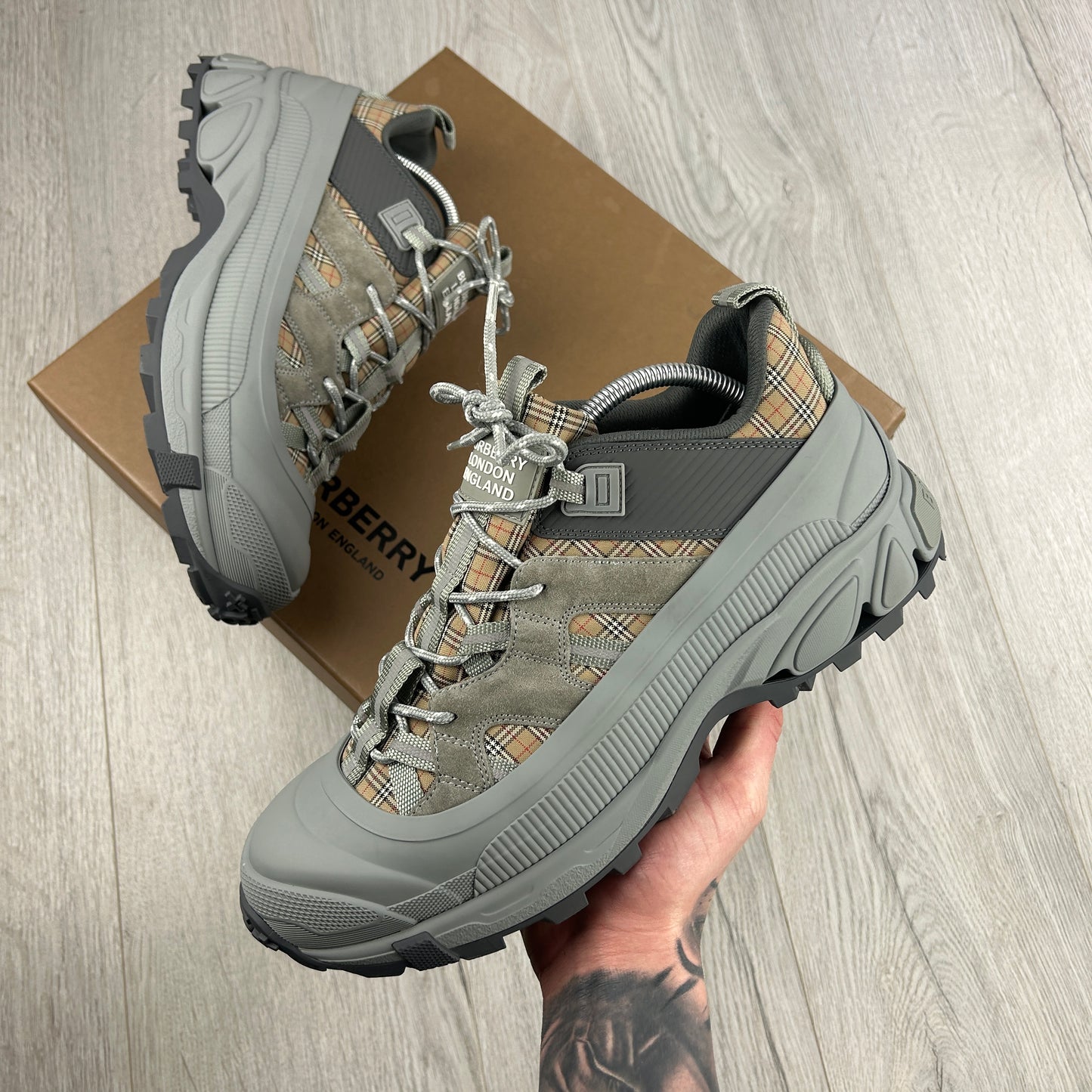 Burberry Men’s Grey Check Arthur Trainers - Uk 10