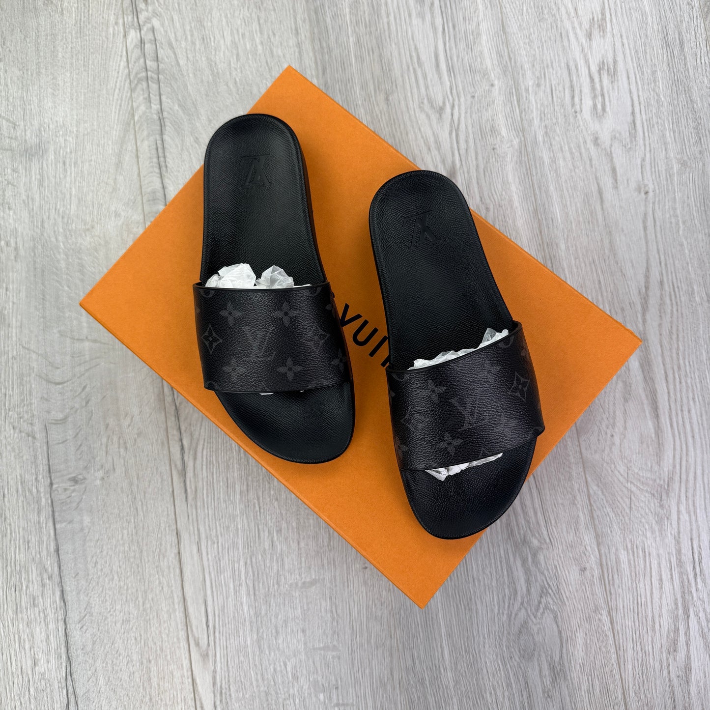 Louis Vuitton Men’s Black Leather Sliders - Uk 7 (Fit 8)