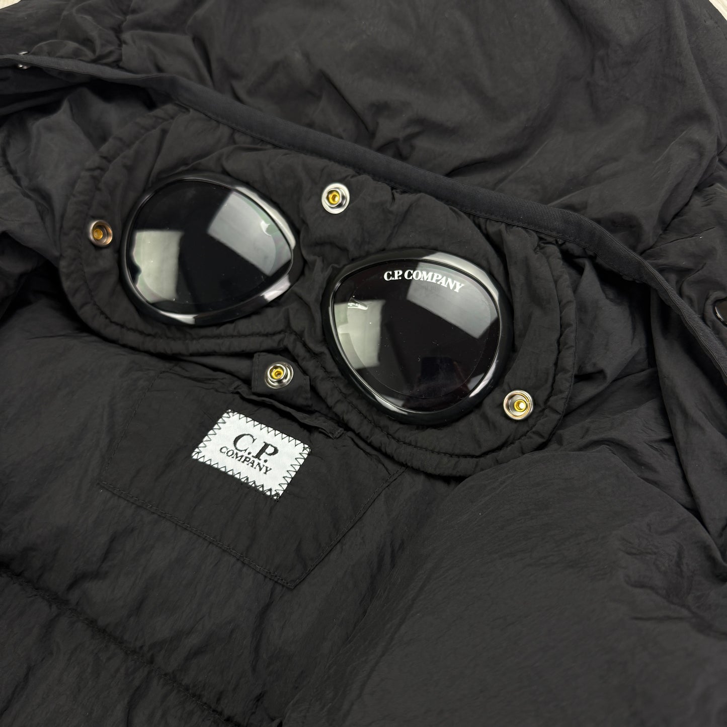 Cp Company Men’s Black Chrome-R Goggled Zip-up Down Jacket