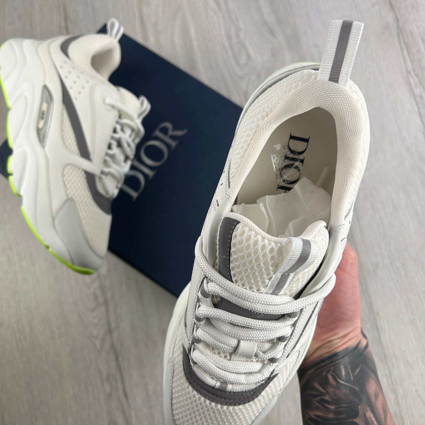 Dior B22 White & Fluo Green Bottom Runners - 43 (Fit Uk 8.5)