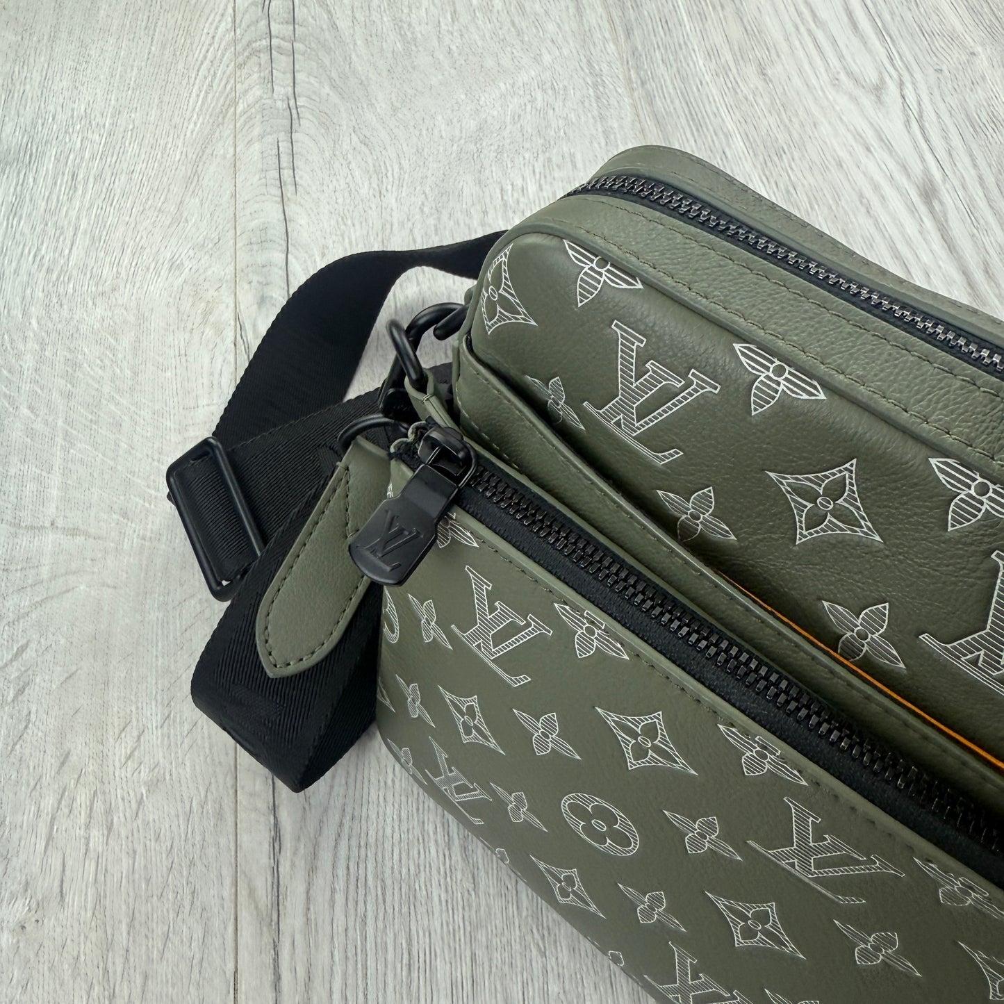 Louis Vuitton Men’s Olive / Khaki Monogram Trio Messenger Bag