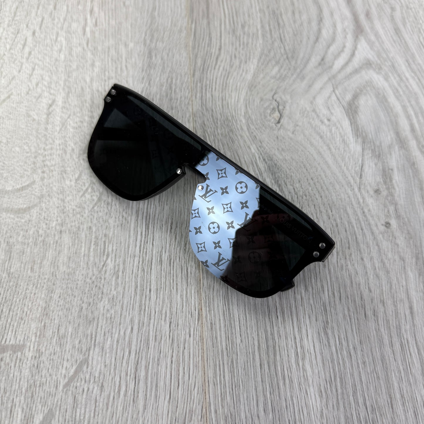 Louis Vuitton Men’s Waimea Sunglasses