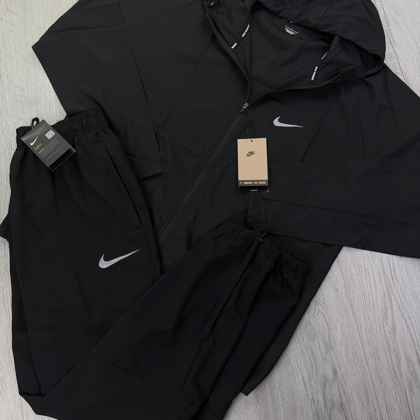 Nike Men’s Miller Repel Tracksuit