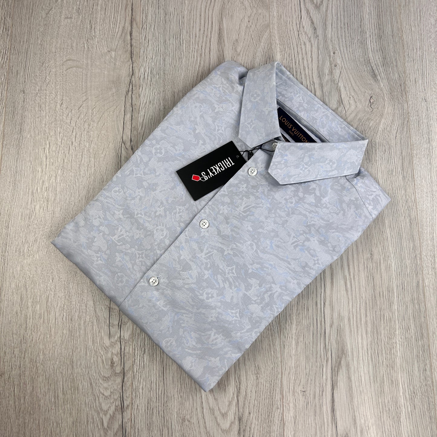 Louis Vuitton Men’s Full Button Up Shirt - XXL