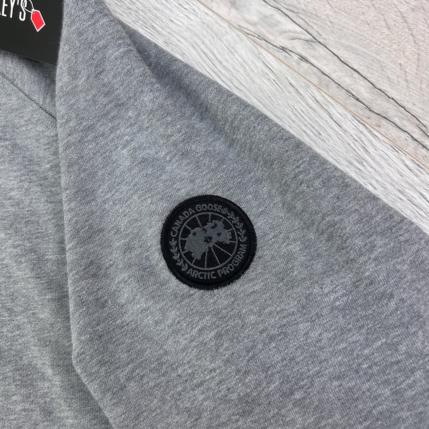 Canada Goose Men’s Grey Black Badge Crewneck Jumper - XXL