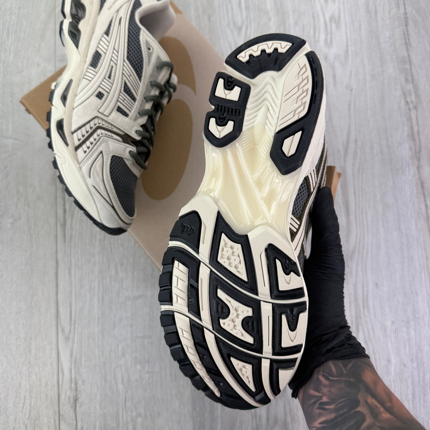 Asics Men’s Gel-kayano 14 Truffle Grey/Oatmeal Trainers - Uk 10.5