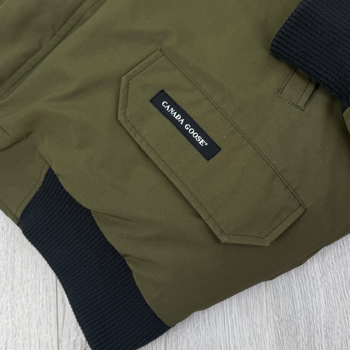 Canada Goose Men’s Khaki Chilliwack Jacket - XL
