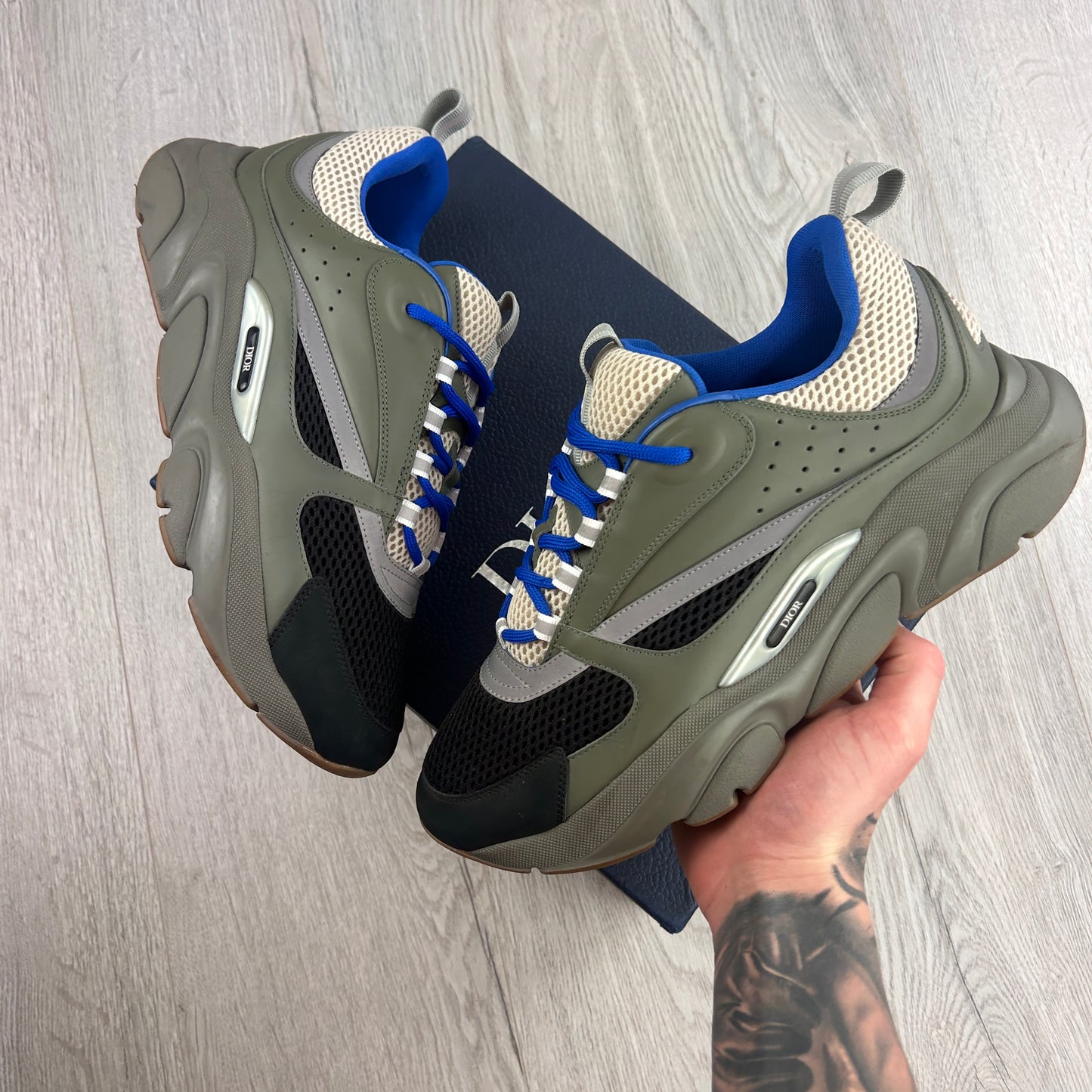 Dior B22 Men’s Khaki Green & Blue Trainers - 45 (Uk 10/10.5)