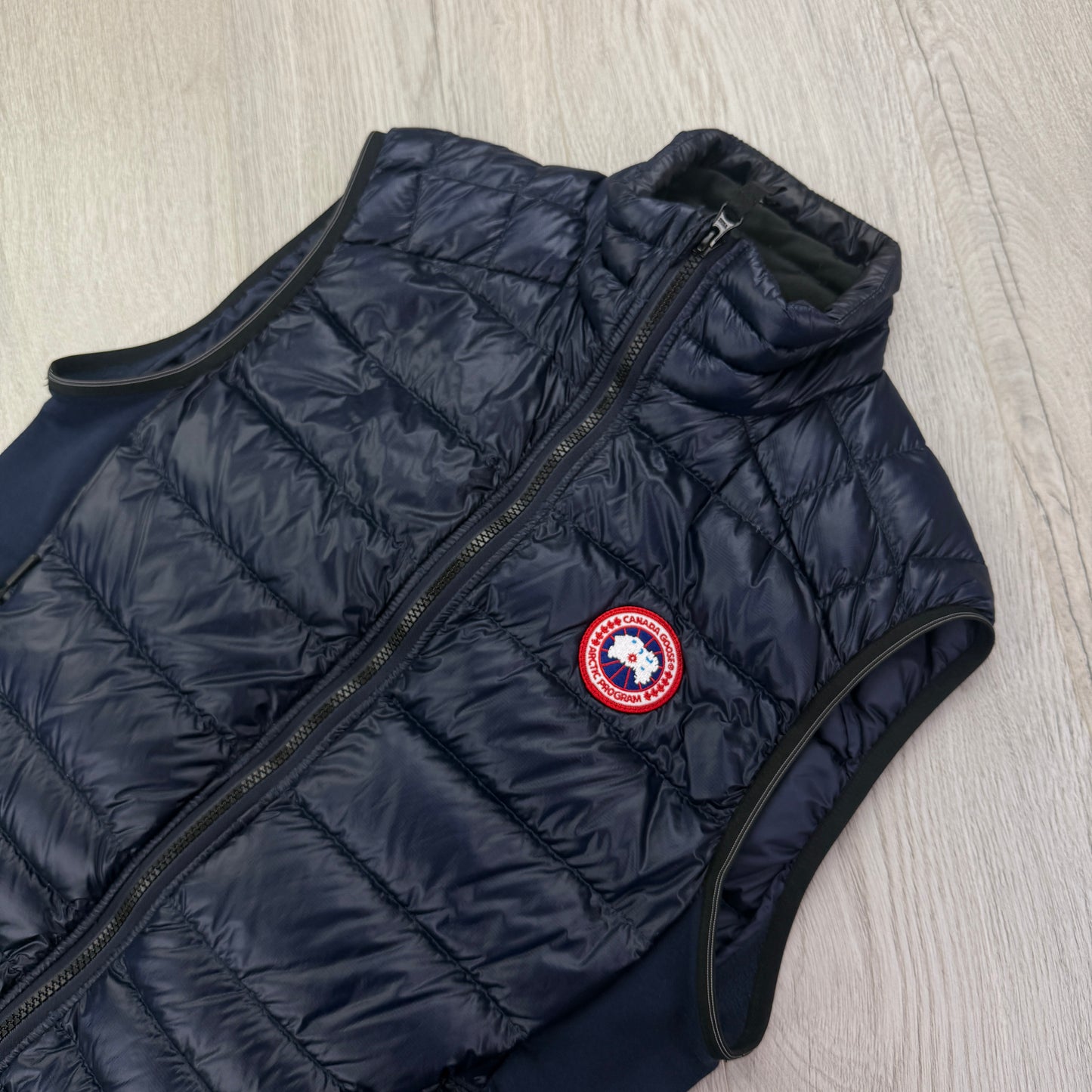 Canada Goose Men’s Navy Zip-up Hybridge Vest Gilet - Small