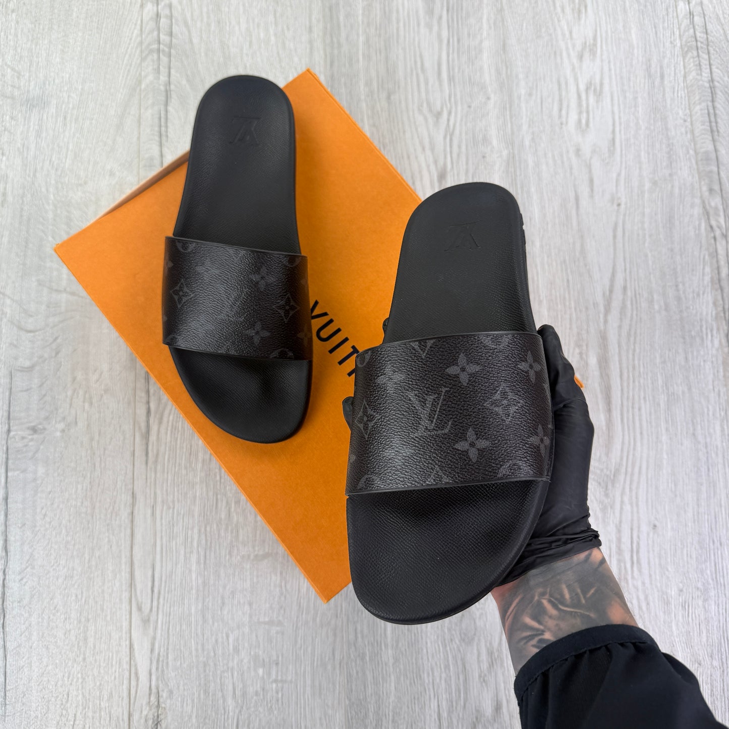 Louis Vuitton Men’s Black Leather Sliders - Uk 10.5 (Fit Uk 11)