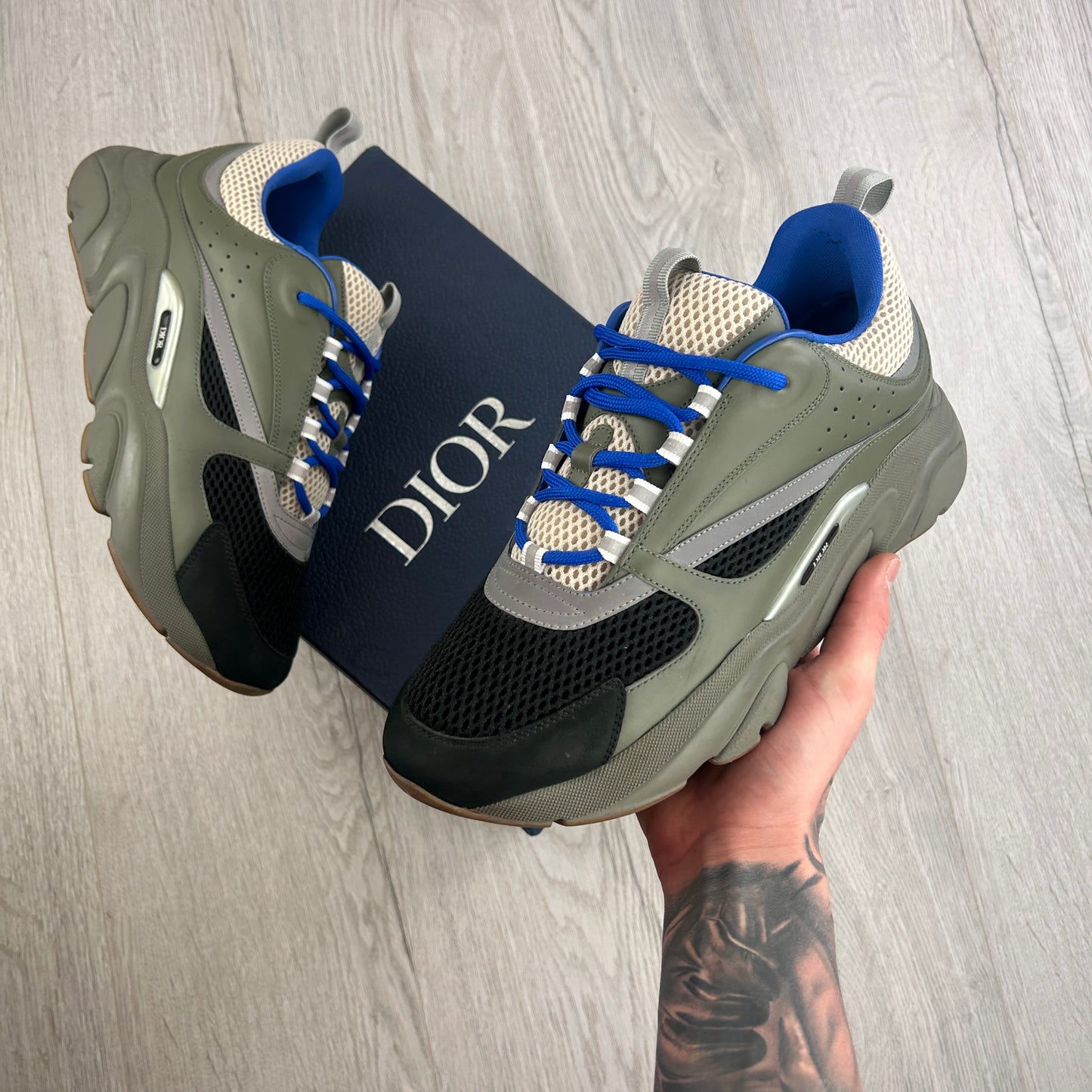 Dior B22 Men’s Khaki Green & Blue Trainers - 45 (Uk 10/10.5)