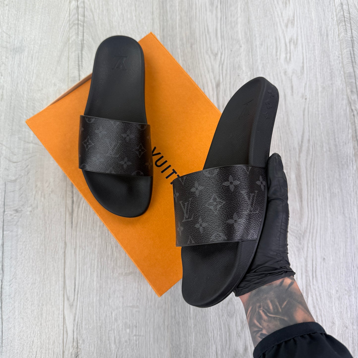 Louis Vuitton Men’s Black Leather Sliders - Uk 10.5 (Fit Uk 11)