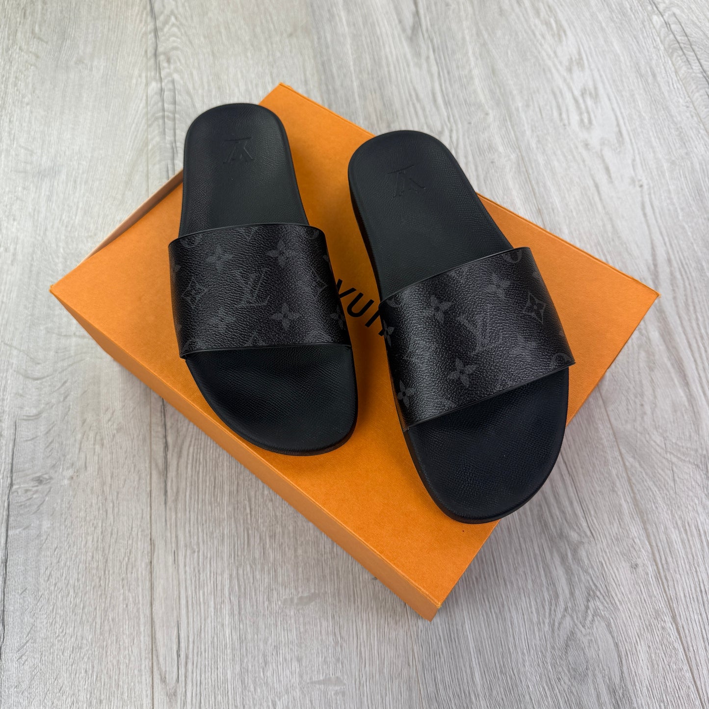 Louis Vuitton Men’s Black Leather Sliders - Uk 10.5 (Fit Uk 11)
