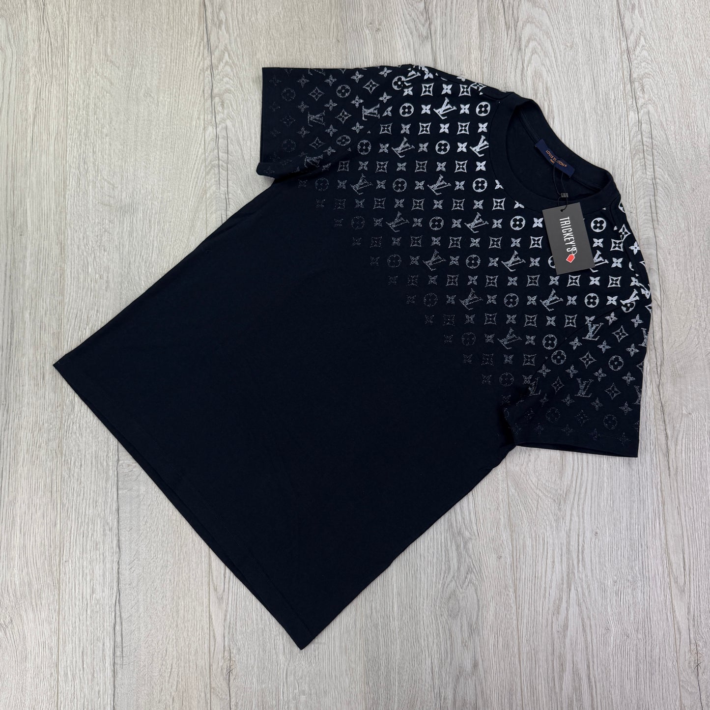 Louis Vuitton Men’s Navy Gradient T-shirt - Medium