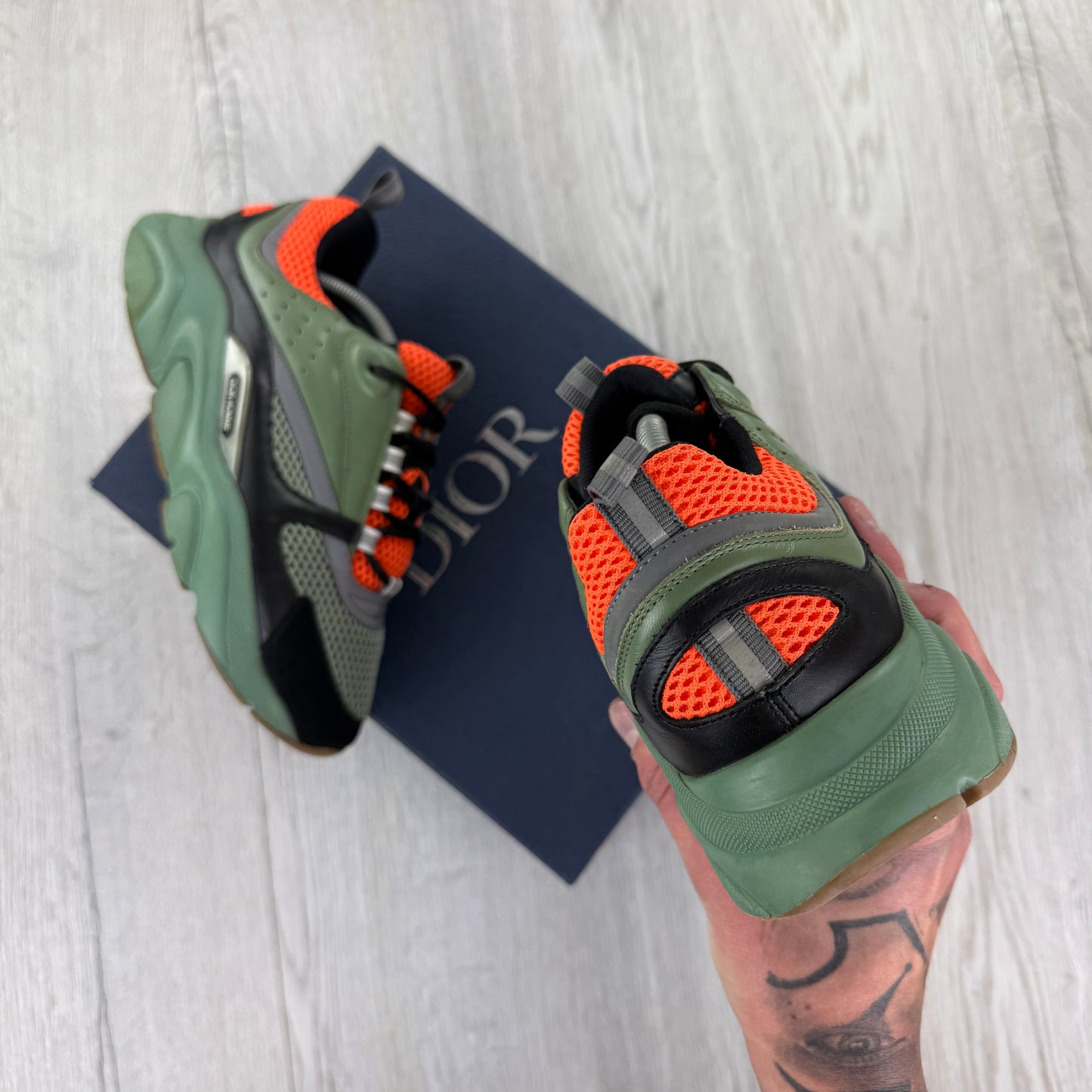 Dior B22 Men’s Khaki & Orange Trainers - 41 (Uk 7)