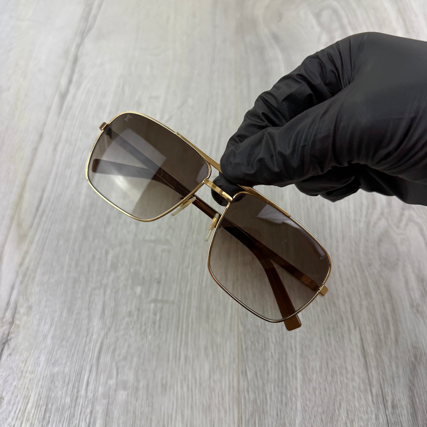 Louis Vuitton Men’s Gold Attitude Sunglasses