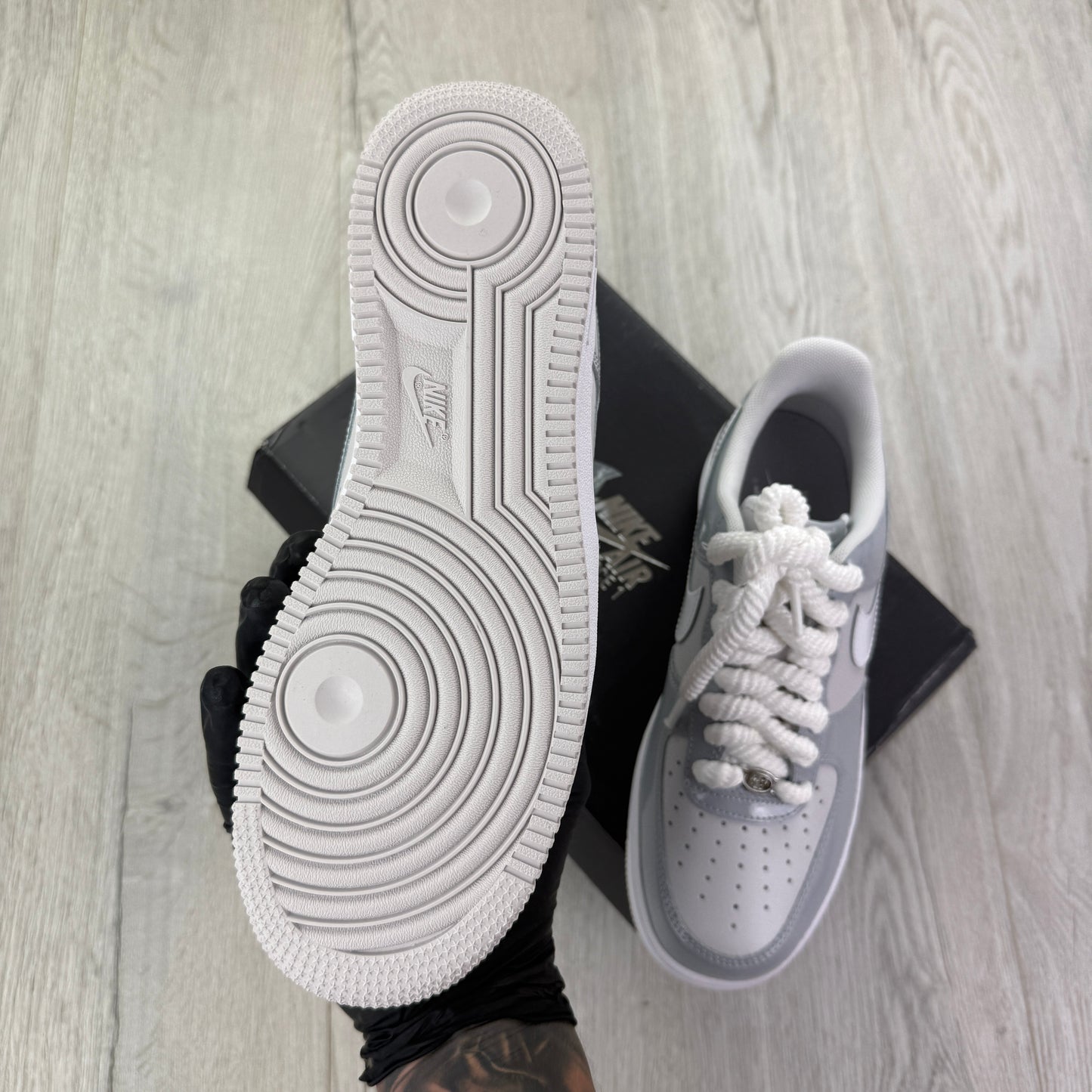 Nike Men’s Air Force 1 ‘07 LV8 Wolf Grey Trainers - Uk 7