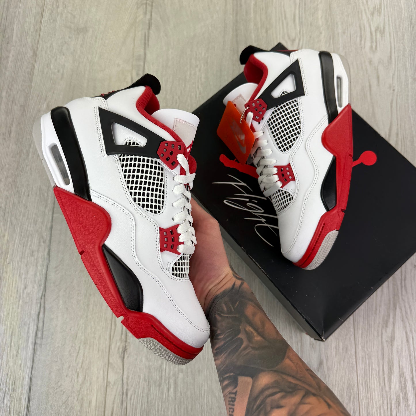 Jordan 4 Retro Fire Red Trainers (2020) - Uk 9