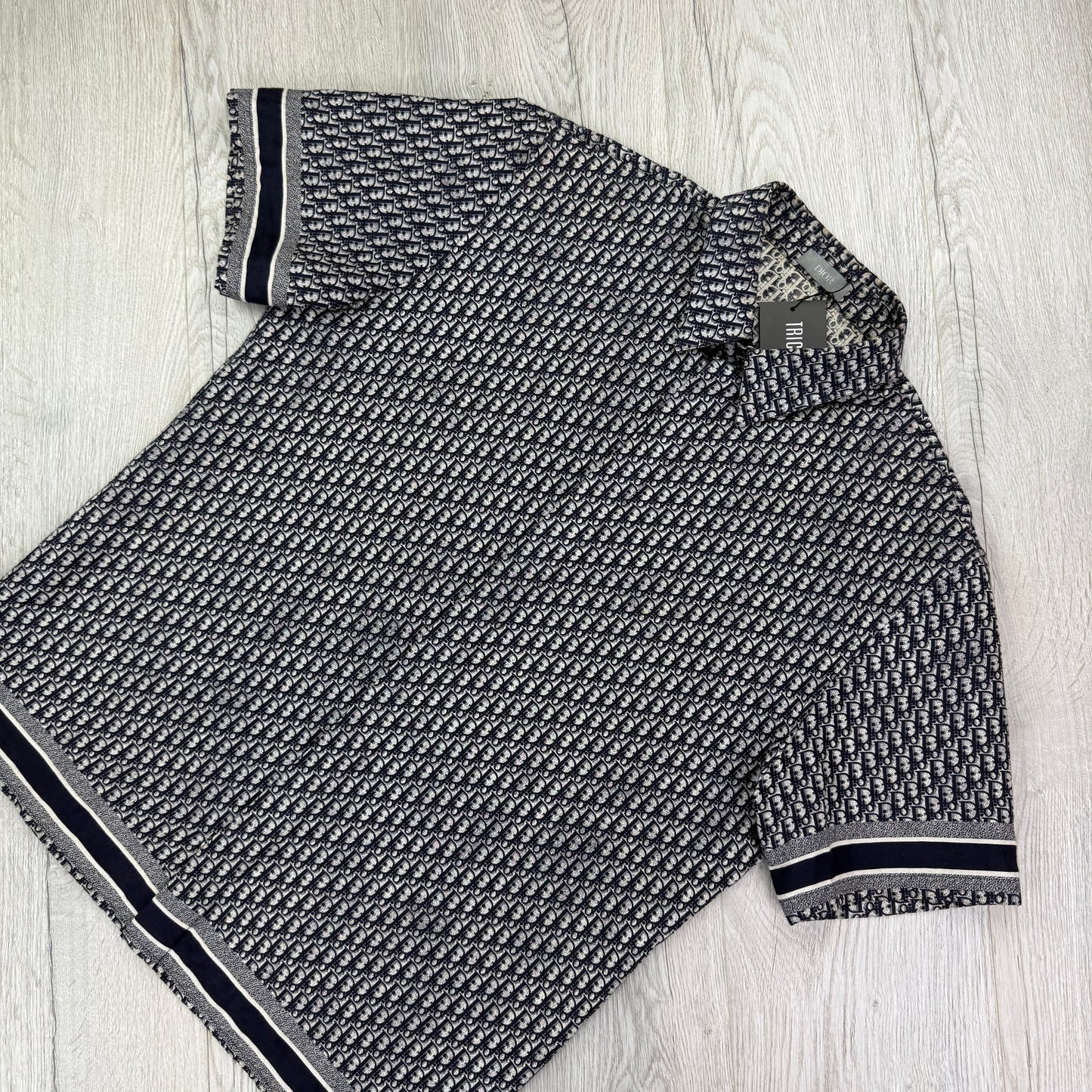 Dior Men’s Oblique Short Sleeve Shirt - 41 (M/L)