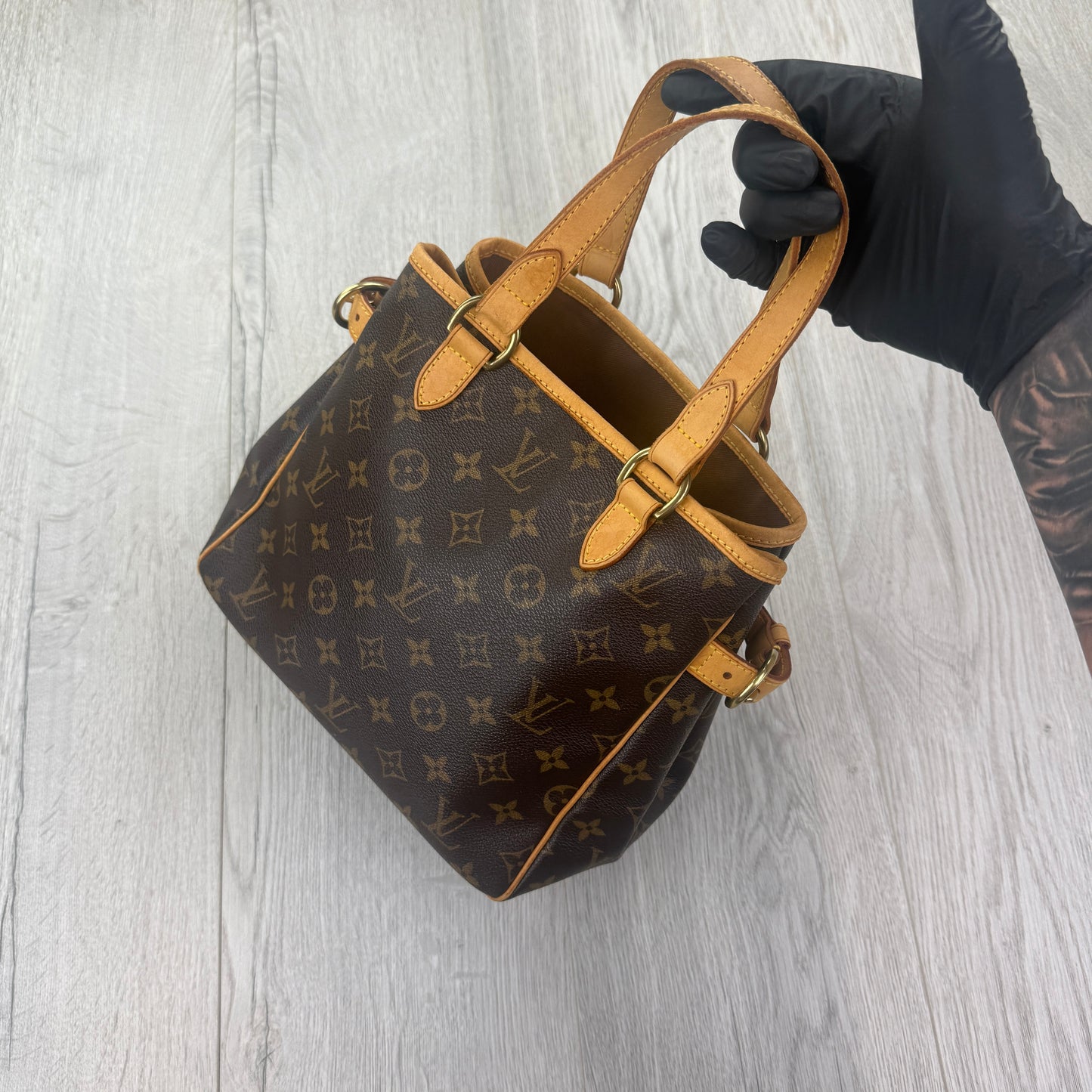 Louis Vuitton Women’s Batignolles Vertical Brown Bag