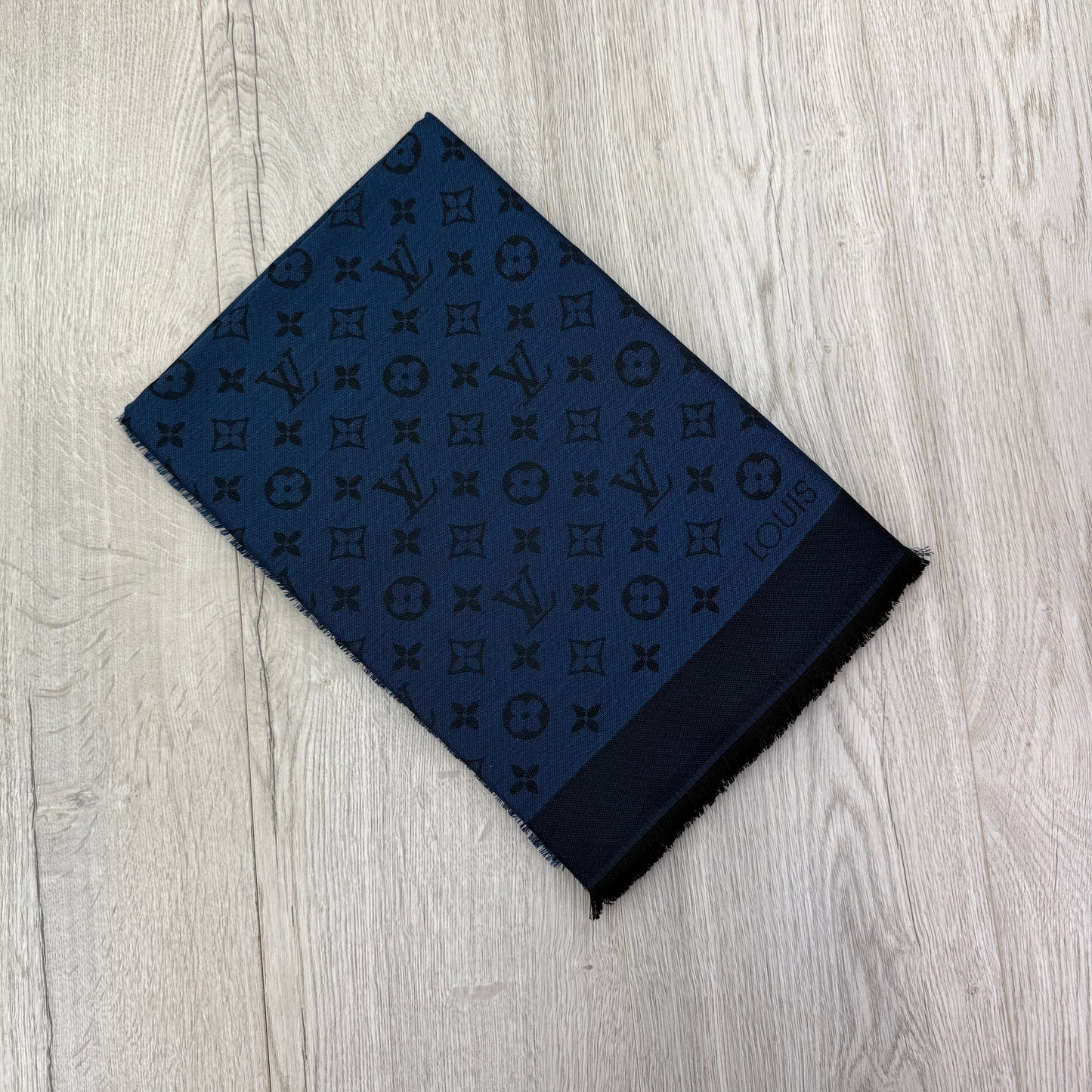 Louis Vuitton Shawls Blue Monogram Shine Style Scarf