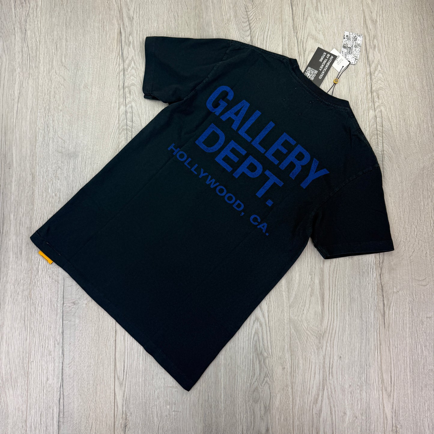 Gallery Dept Men’s Navy T-shirt