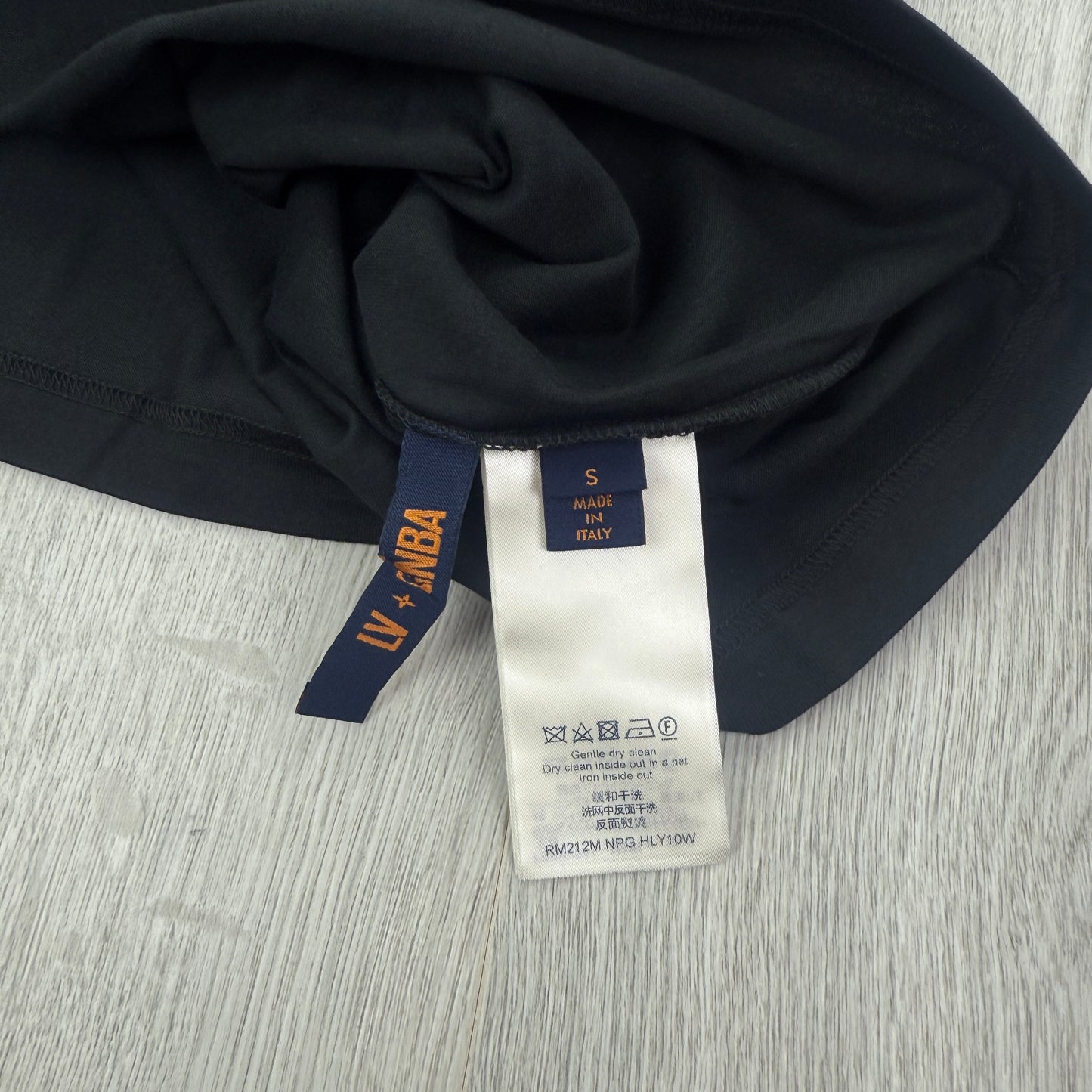 Louis Vuitton x NBA ‘ASSO CIATION’ Black T-shirt - Small