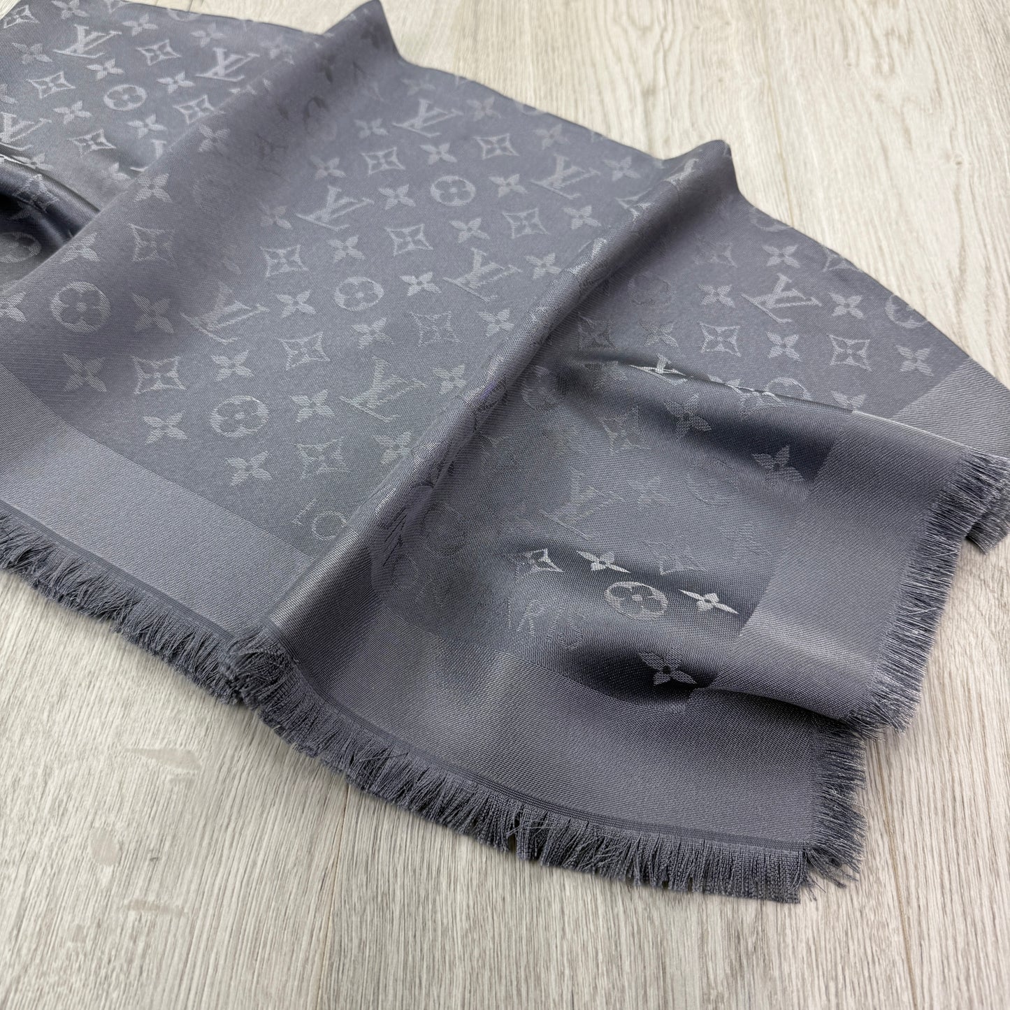 Louis Vuitton Shawls Monogram Shine Style Scarf