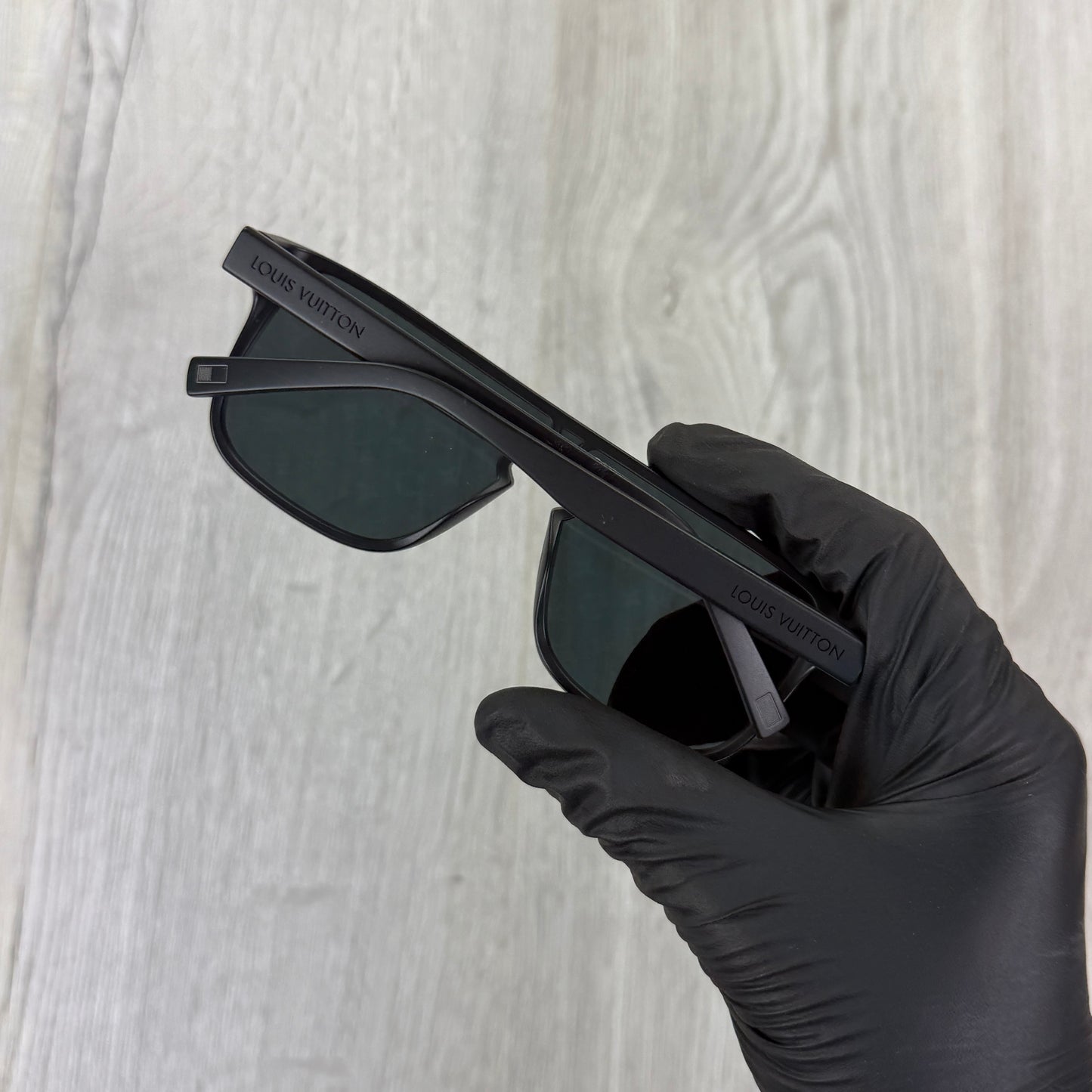 Louis Vuitton Men’s Waimea Sunglasses