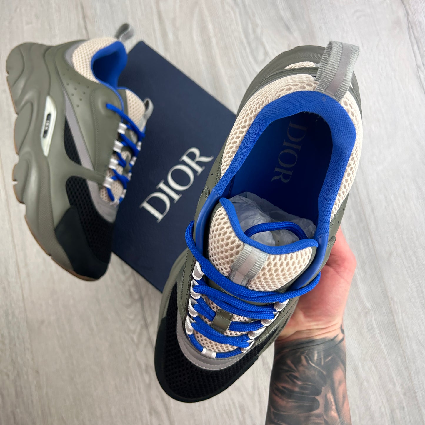 Dior B22 Men’s Khaki Green & Blue Trainers - 45 (Uk 10/10.5)