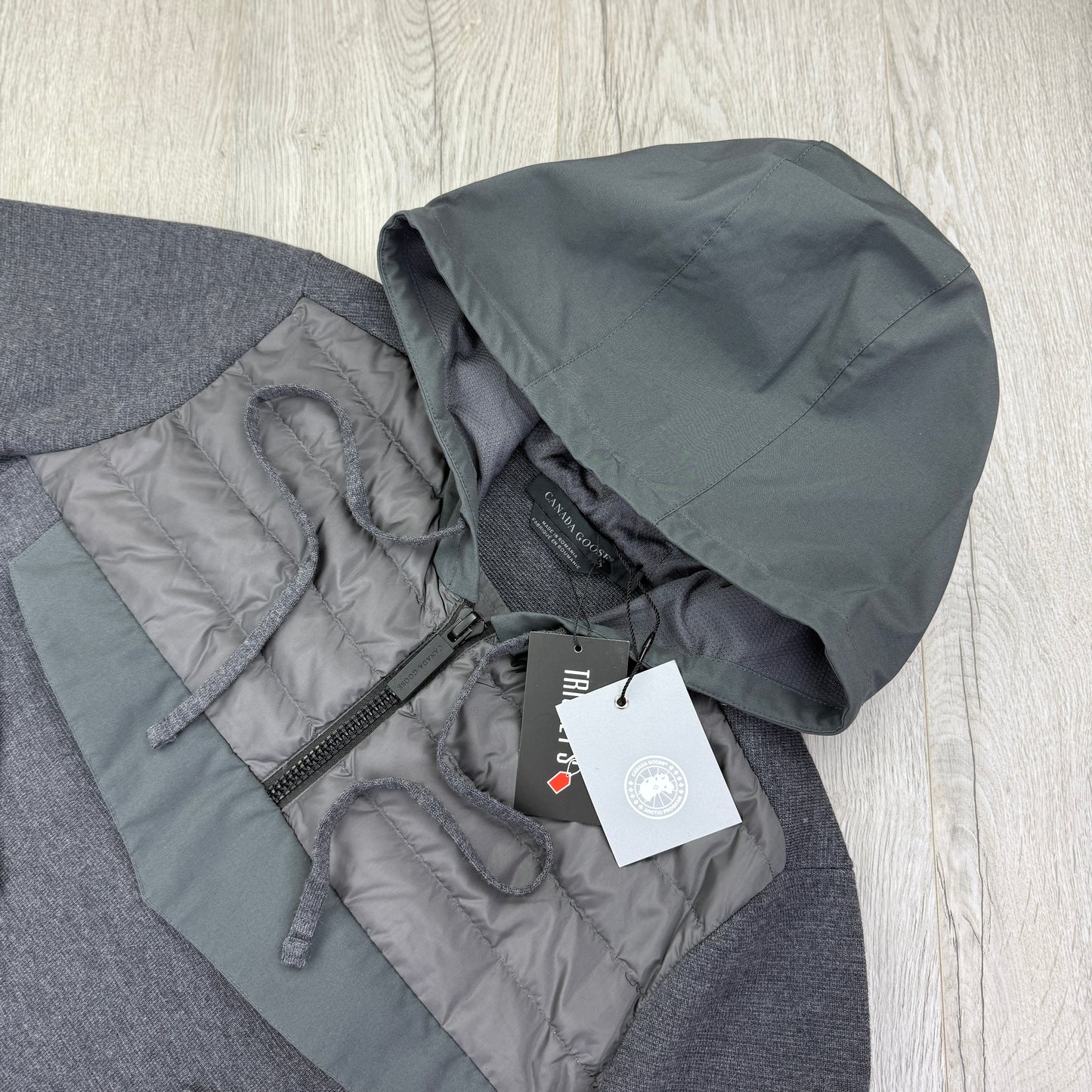 Canada Goose Men’s Grey 1/4 Zip Cardigan - Medium