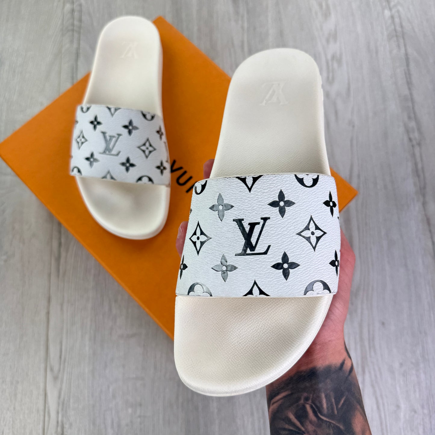Louis Vuitton Men’s White & Silver Monogram Sliders - Uk 9