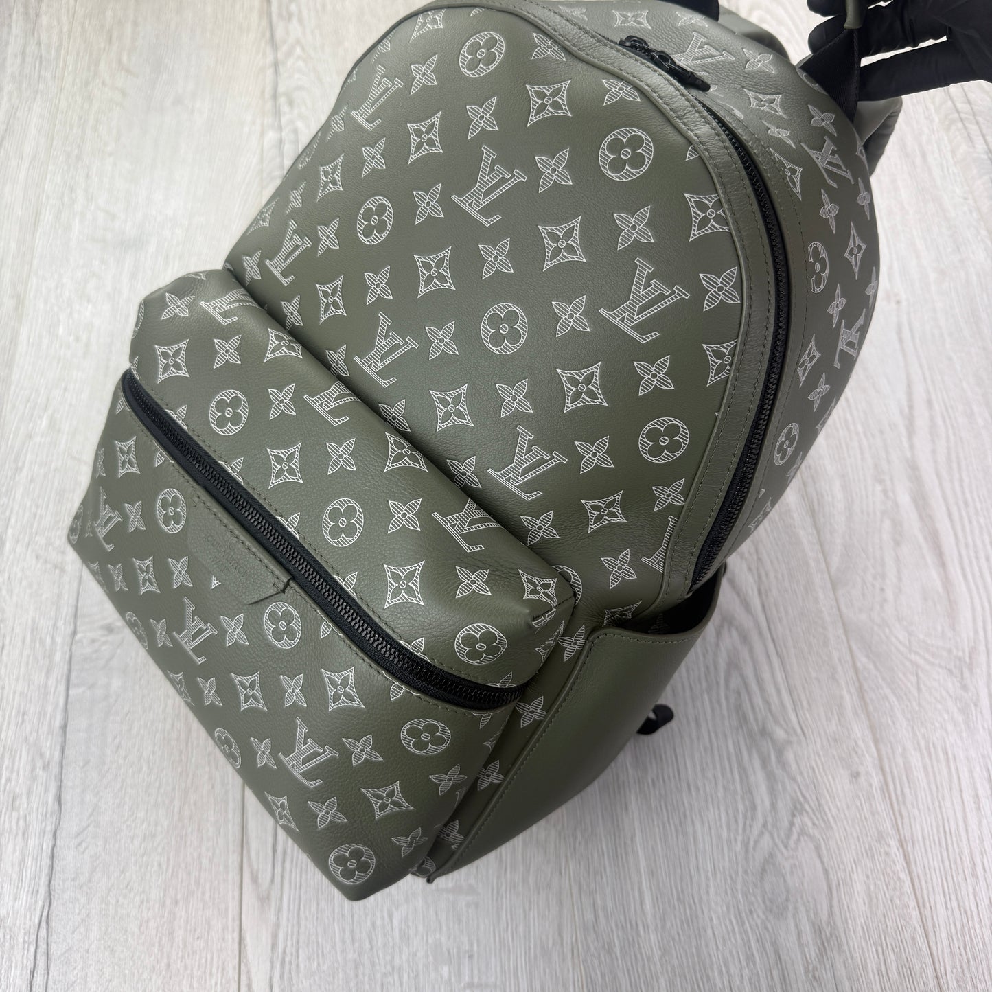 Louis Vuitton Men’s Olive / Khaki Discovery PM Backpack