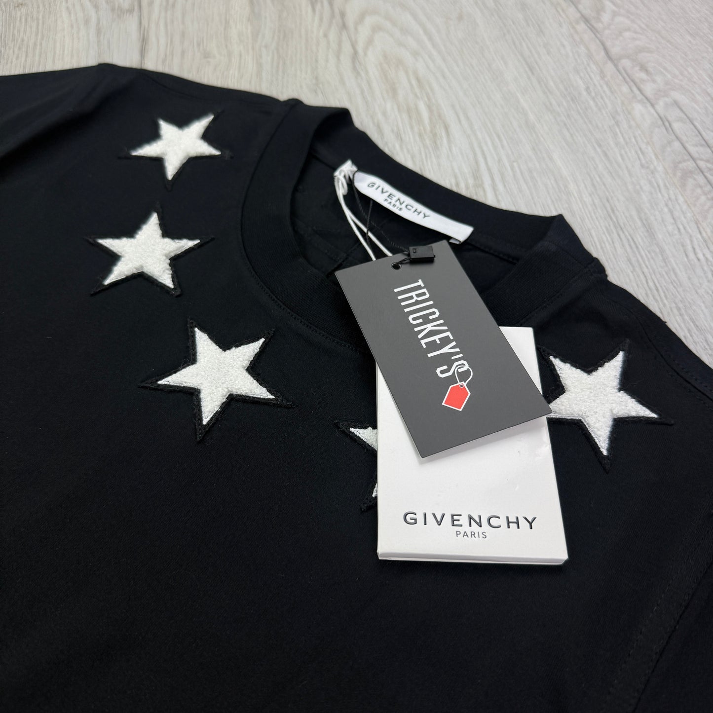 Givenchy Men’s Black T-shirt Neckline White Stars
