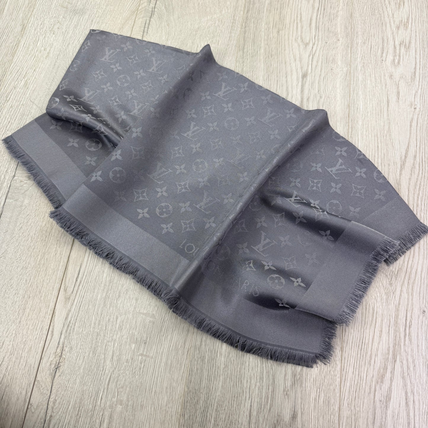 Louis Vuitton Shawls Monogram Shine Style Scarf