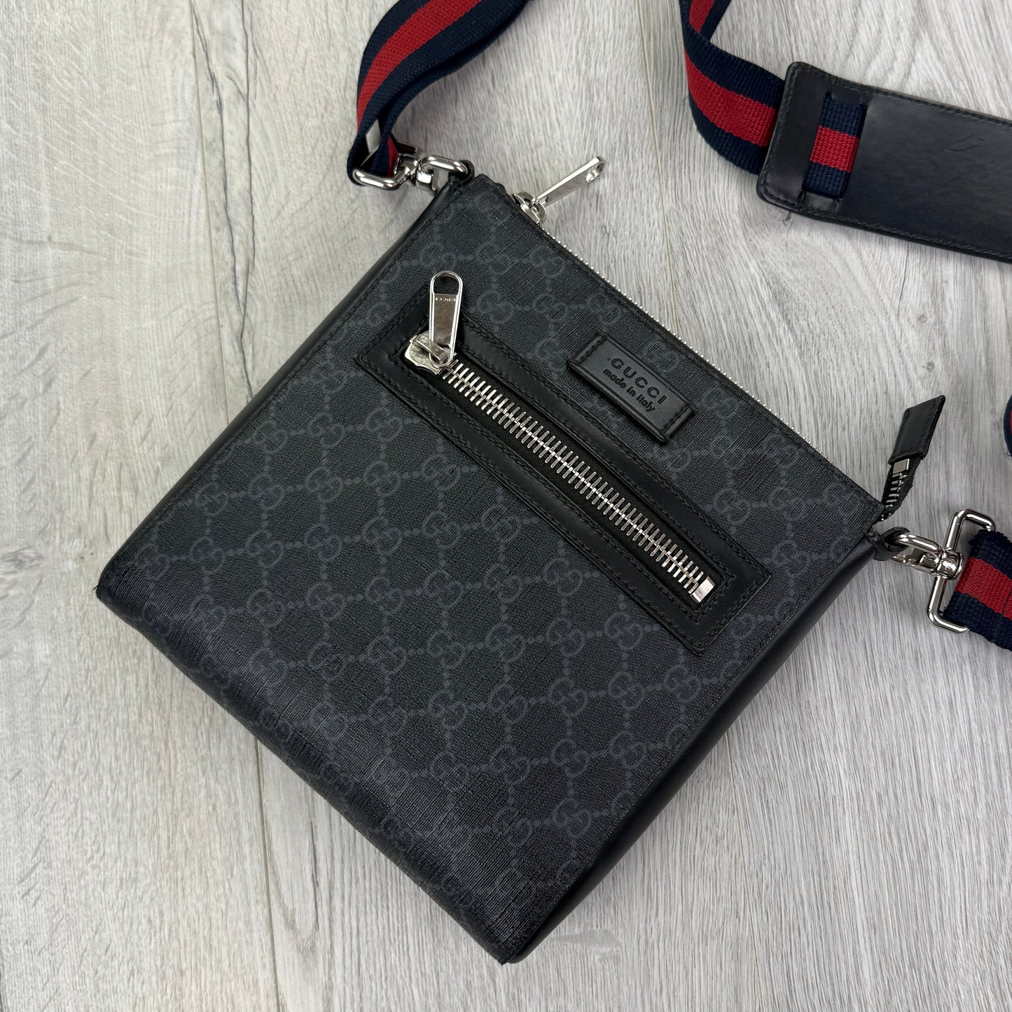Gucci Messenger Men’s GG Black Small Side Bag