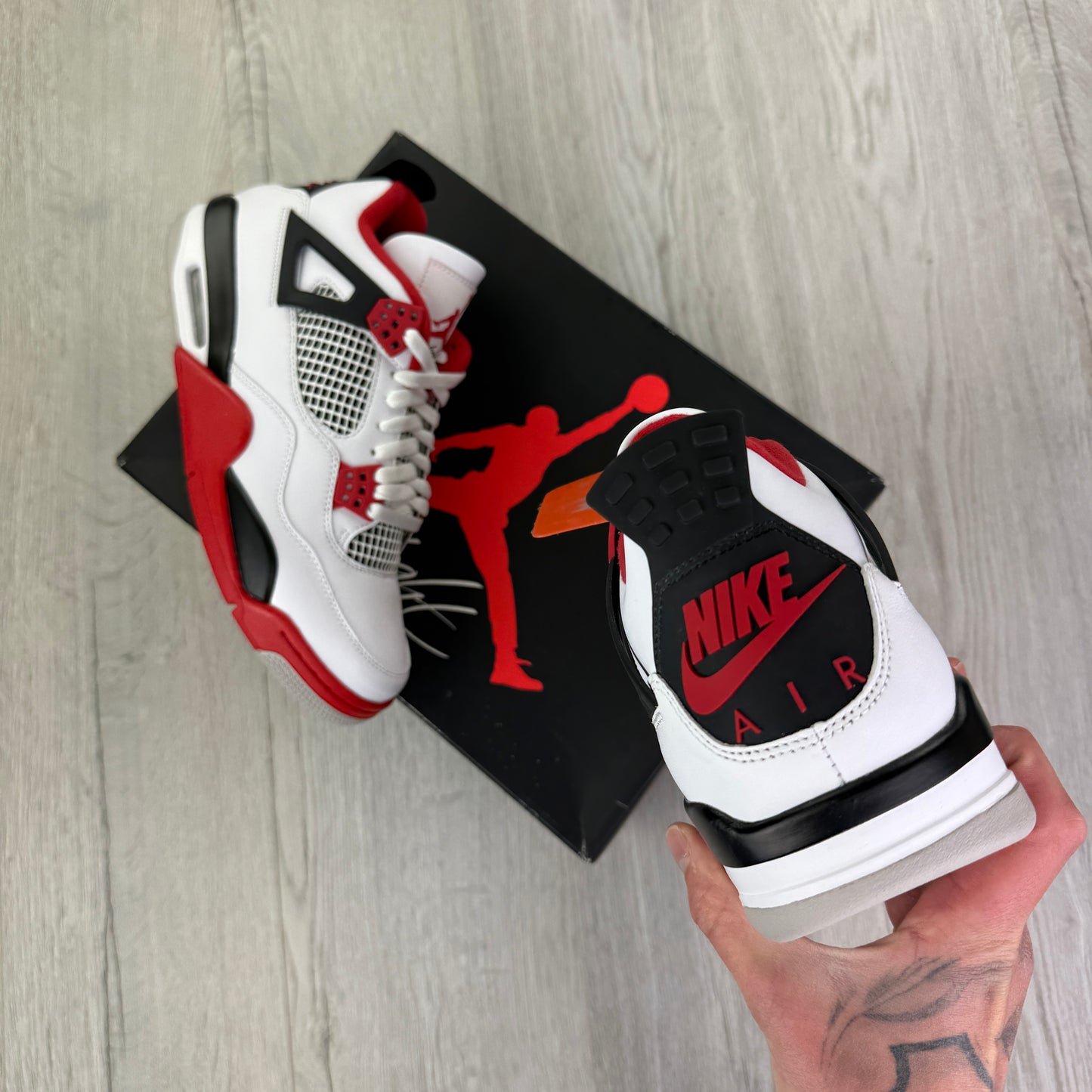 Jordan 4 Retro Fire Red Trainers (2020) - Uk 9