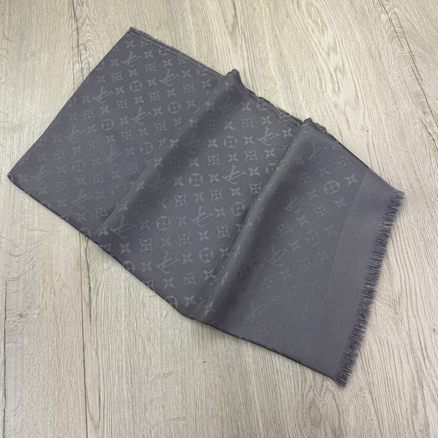 Louis Vuitton Shawls Monogram Shine Style Scarf