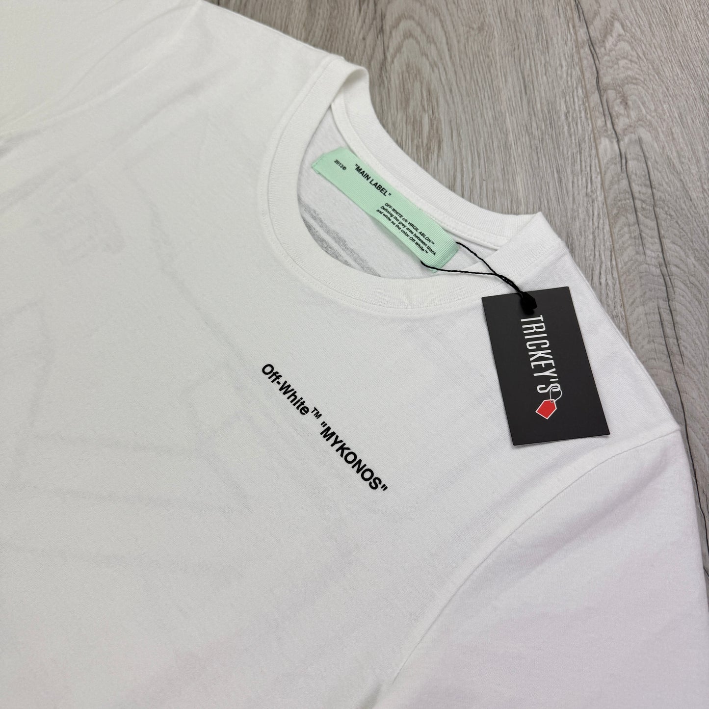 Off White Men’s ‘Mykonos’ White T-shirt - Medium