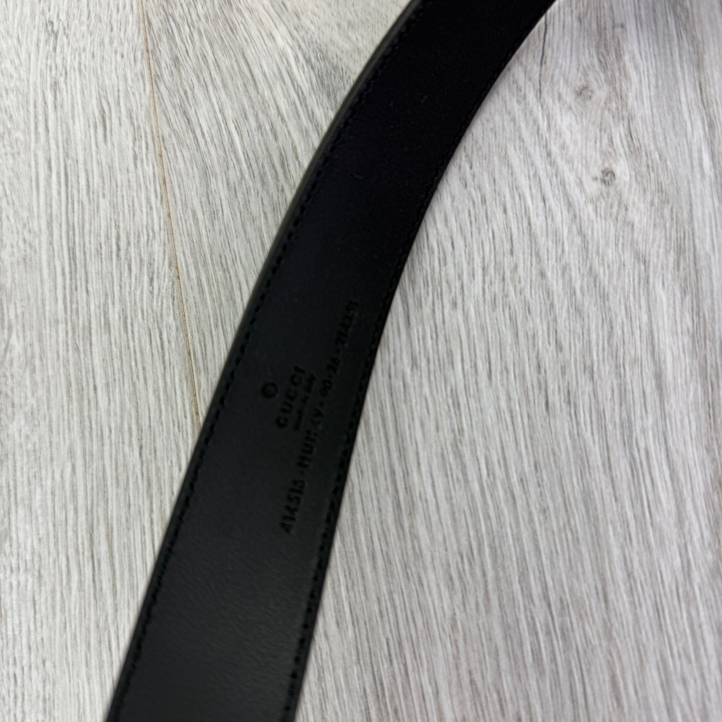 Gucci Men’s Beige Thin Belt Black GG Buckle