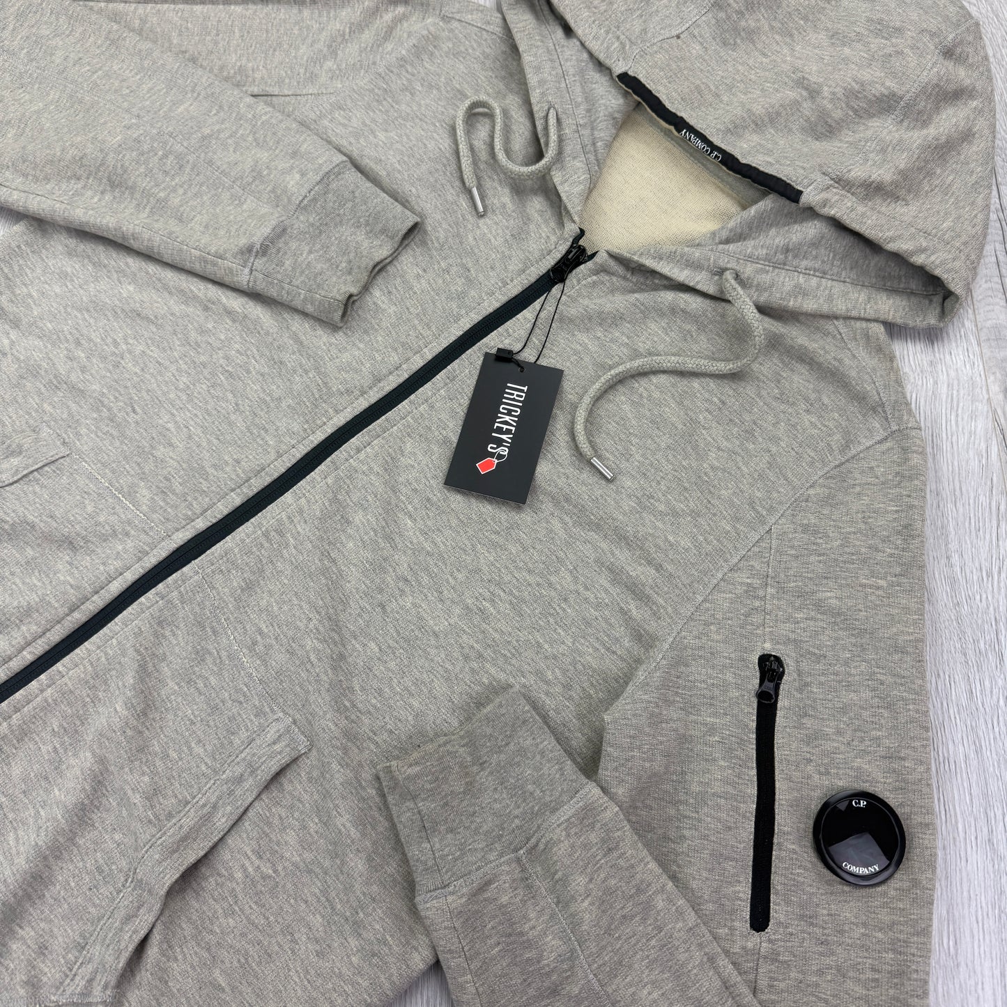 Cp Company Men’s Grey Zip-up Hoodie - Large