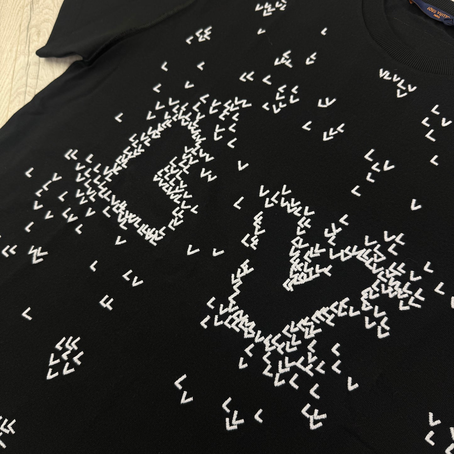 Louis Vuitton Men’s Black LV Spread Embroidered T-shirt - Small
