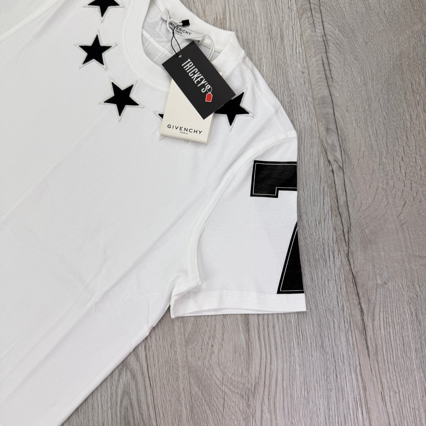 Givenchy Men’s White T-shirt Neckline Black Stars