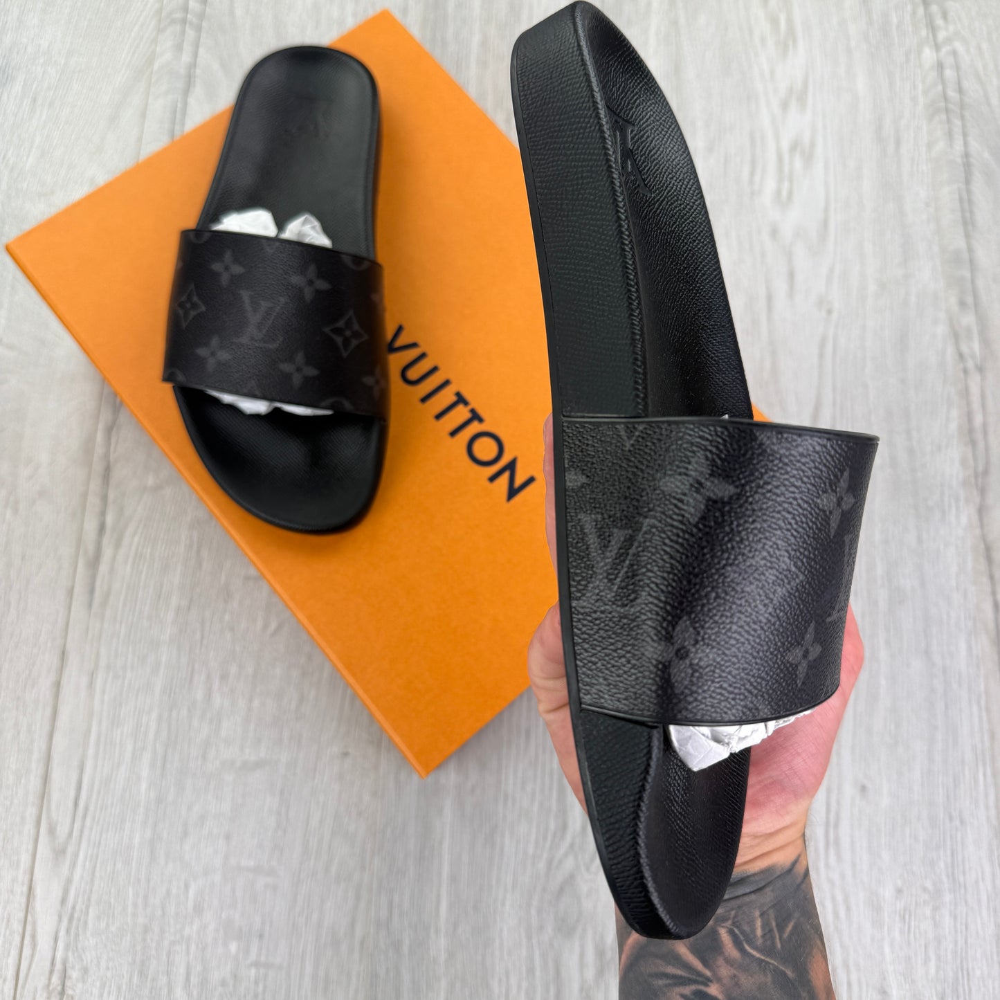 Louis Vuitton Men’s Black Leather Sliders - Uk 7 (Fit 8)