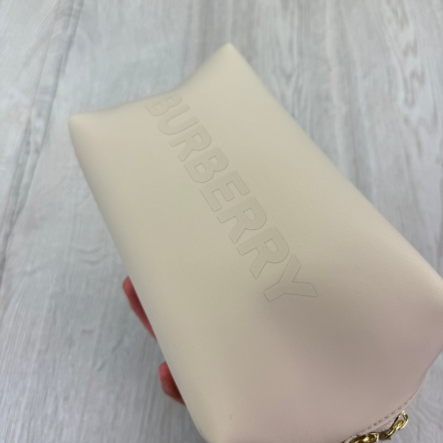 Burberry Beige / Cream Wash-bag