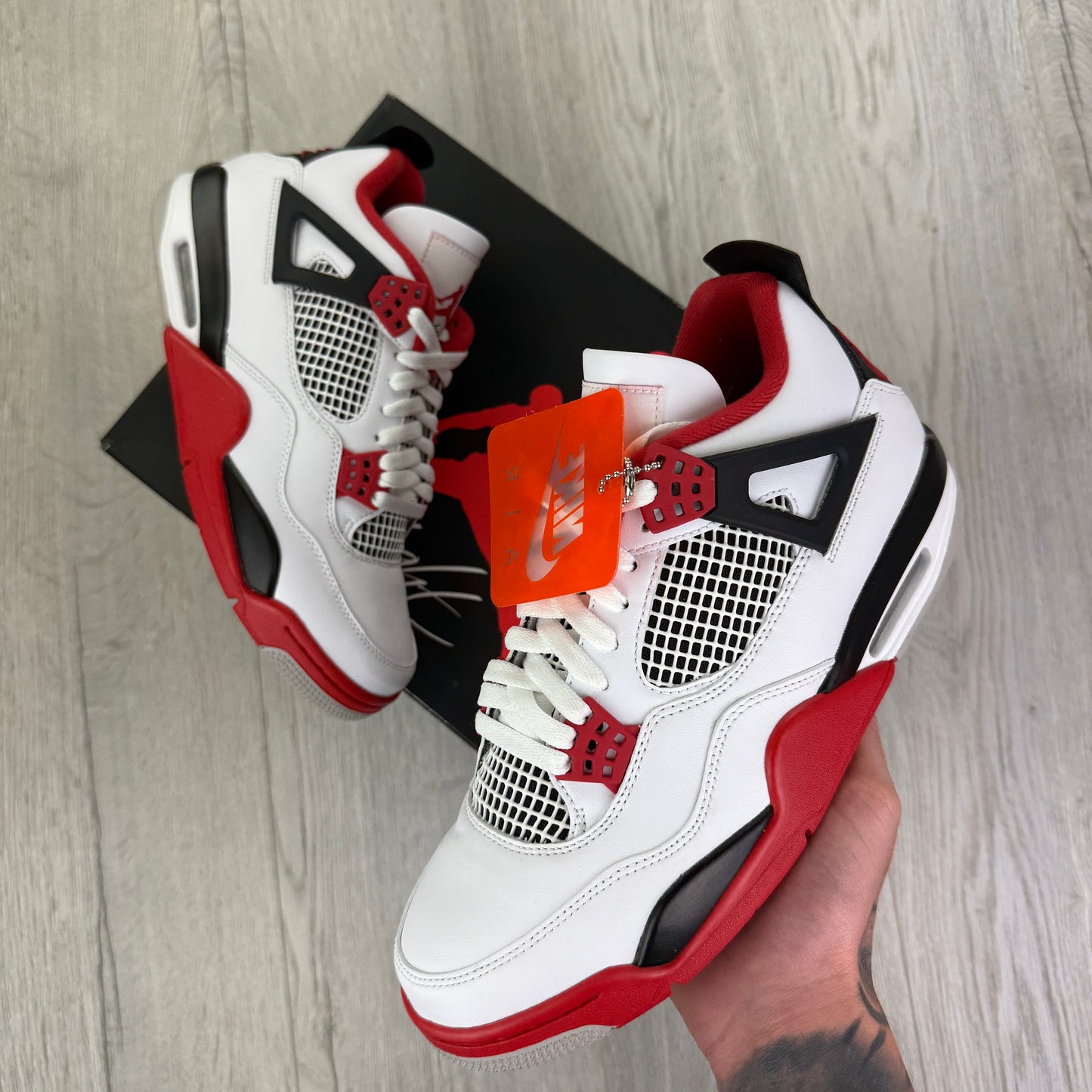 Jordan 4 Retro Fire Red Trainers (2020) - Uk 9