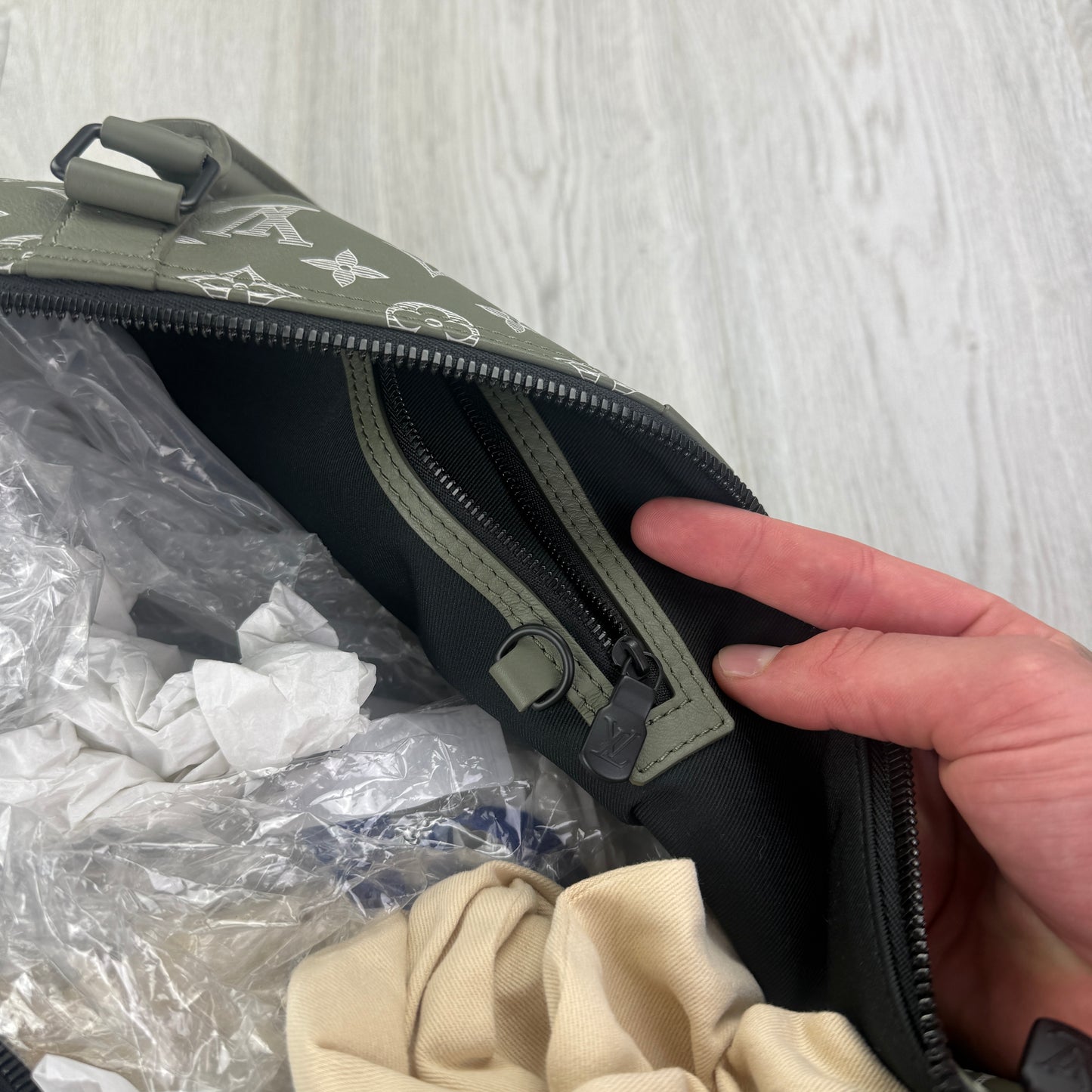 Louis Vuitton Monogram Shadow Green Keepall Bandoulière 50 Bag